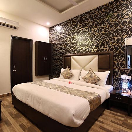 Hotel O Rich Inn Амритсар Екстериор снимка
