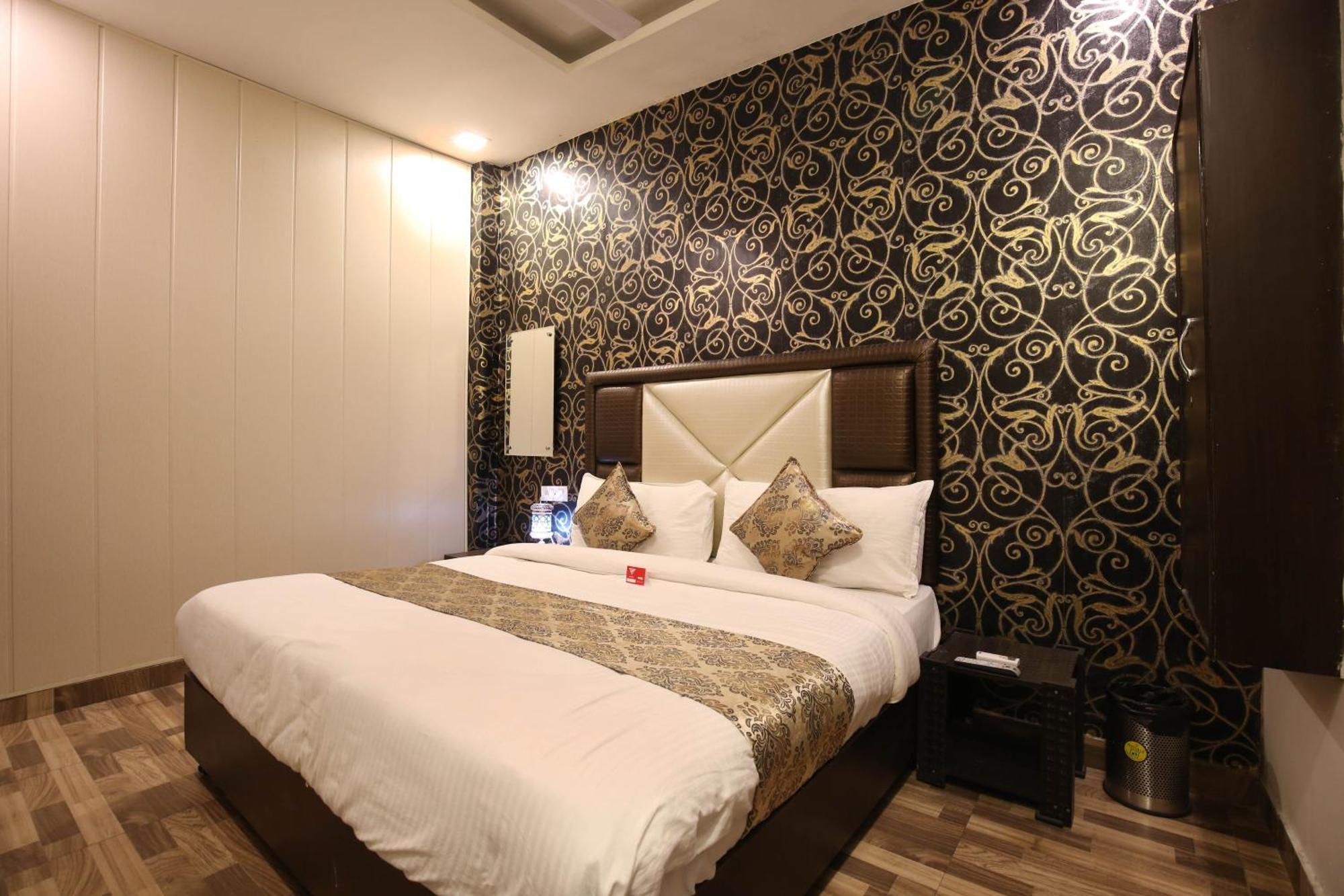 Hotel O Rich Inn Амритсар Екстериор снимка